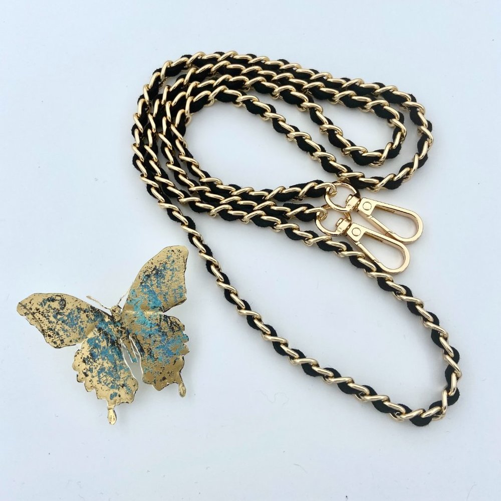 Luxury Bling iPhone Gold Chain Lanyard with removable hooks in White or Black